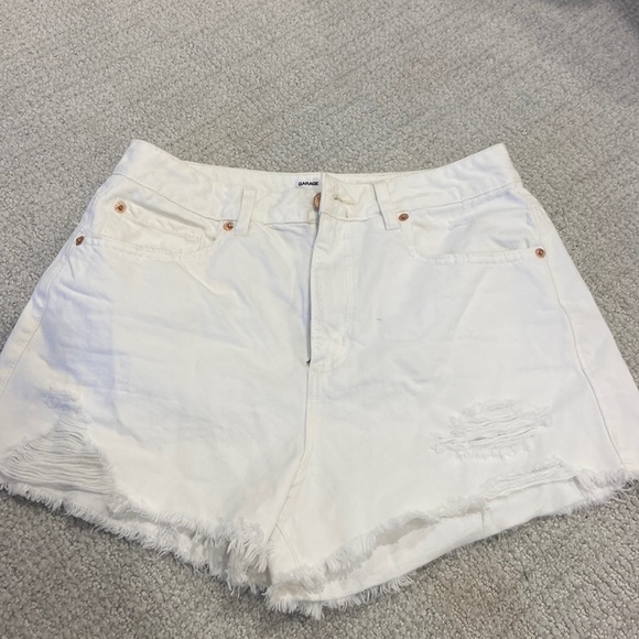 Garage white jean shorts! Never worn!! - Picture 1 of 3